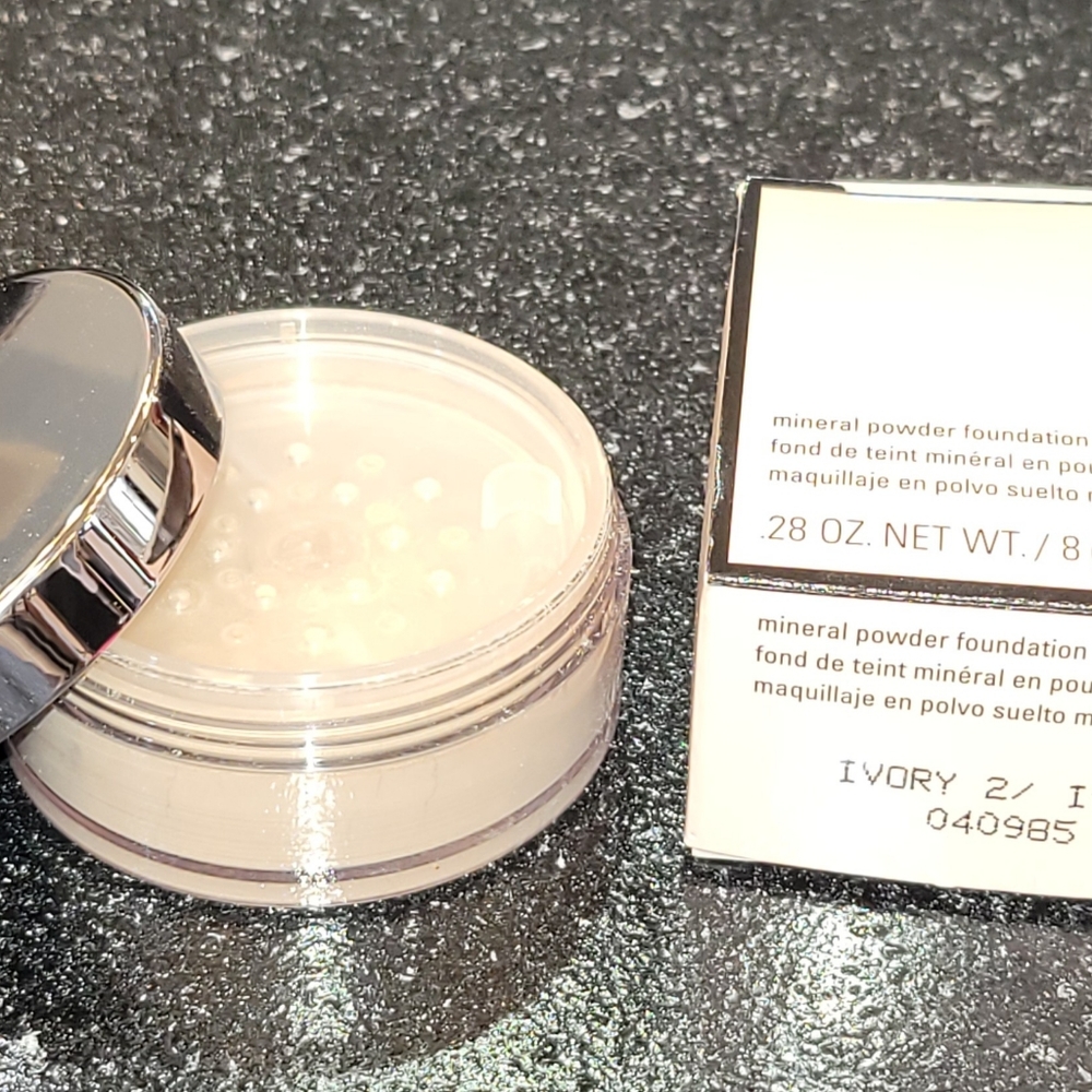 Mary Kay Mineral Powder Foundation Ivory 2 (4 Total)